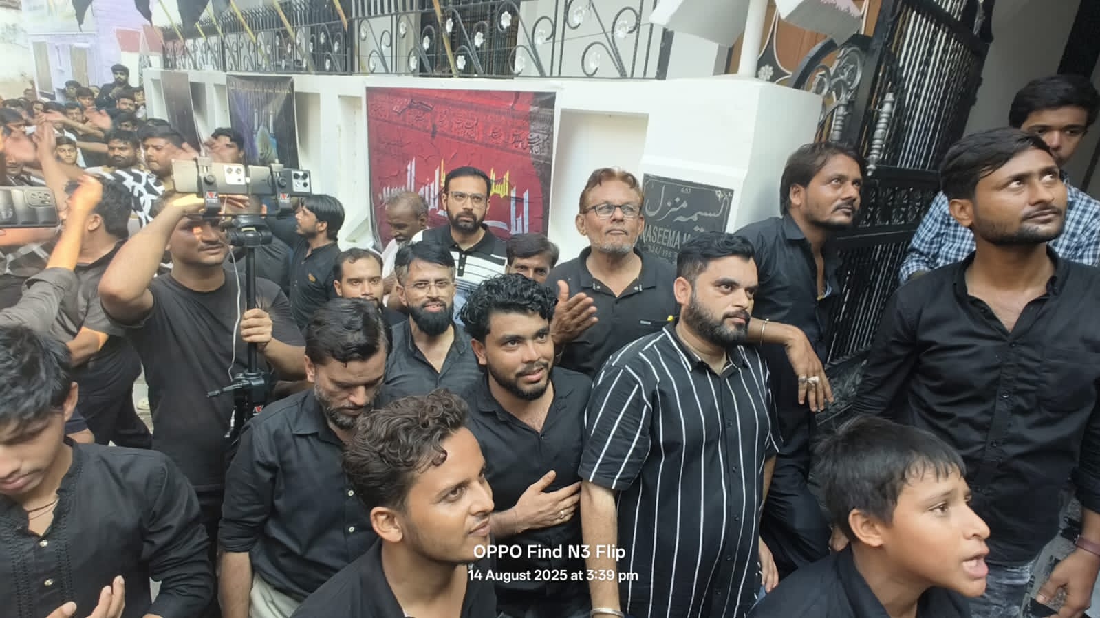 फतेहपुर के बाकर गंज से फ़रहत मीर साहब की सरपरस्ती में उठे जुलूस