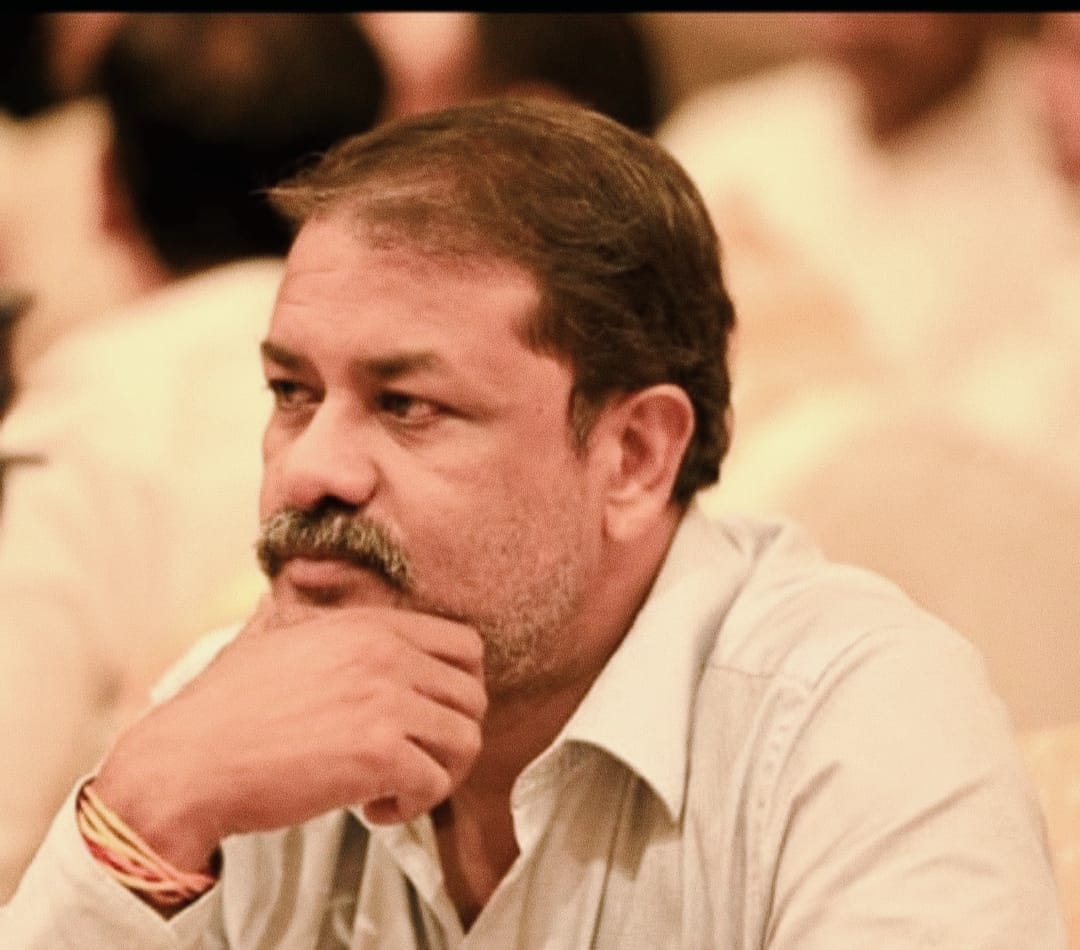 बिहार चुनाव पर विशेष रिपोर्ट – कांग्रेस में भगदड़, तेजस्वी अकेले मैदान में, महागठबंधन की मुश्किलें बढ़ीं