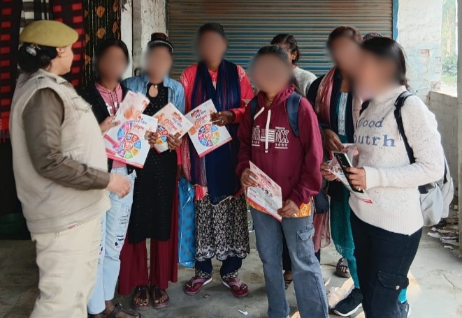 मिशन शक्ति अभियान के तहत महिलाओं व बालिकाओं को किया गया जागरूक