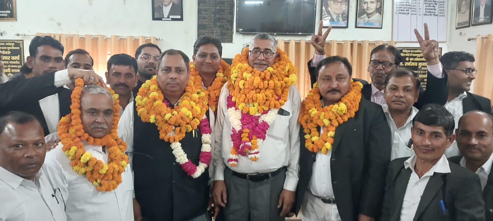 सिविल बार हाल में अधिवक्ताओं की संयुक्त बैठक, कई पदों पर प्रत्याशी सर्वसम्मति से घोषित